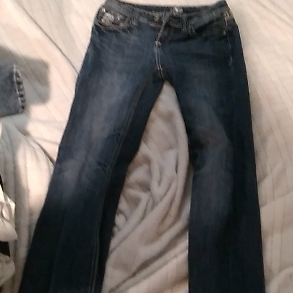 Clothes - Picture 4 of 5